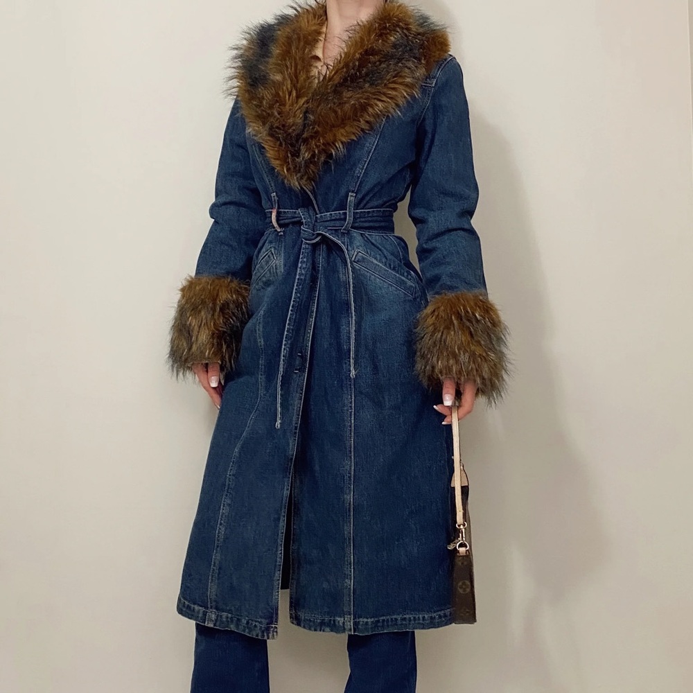 Vintage Y2K GUESS Denim Trench Coat w/ Faux Fur Trim -RUNS SMALL